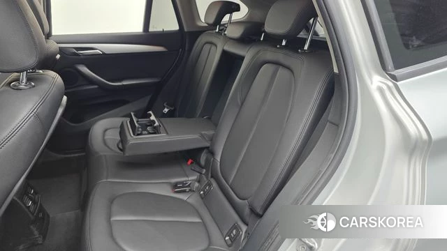 BMW X1 (F48) 2018 Серебряный из Кореи, фото 3