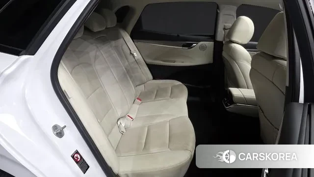 Hyundai The New Grandeur IG Hybrid 2022 Белый из Кореи, фото 3