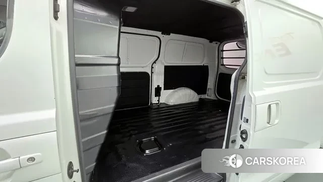 Hyundai The New Grand Starex 2019 Белый из Кореи, фото 3