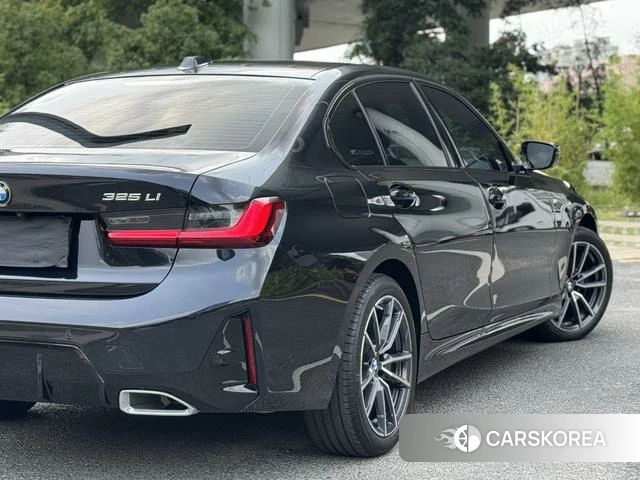 BMW 3 series 2025 Черный из Китая, фото 3