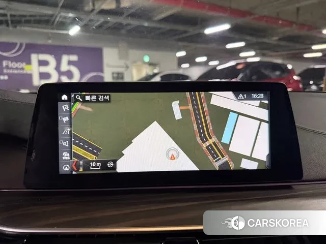 BMW 5 Series (G30) 2018 Серый из Кореи, фото 3