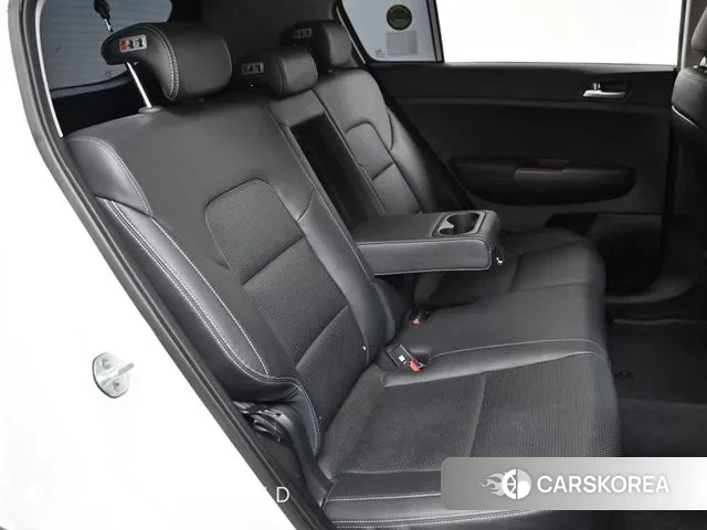 Kia Sportage The Bold 2018 Белый из Кореи, фото 3