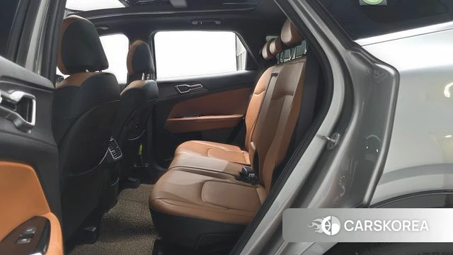 Kia Sportage 5th Generation 2021 Серебристо-серый из Кореи, фото 3