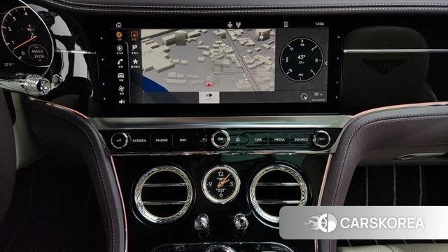 Bentley Continental GT 3rd Generation 2021 Белый из Кореи, фото 3