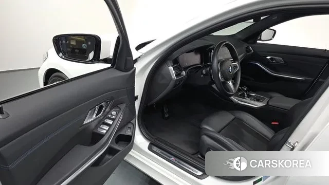 BMW 3 Series (G20) 2021 Белый из Кореи, фото 3