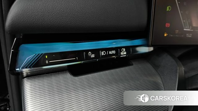 BMW 5 Series (G60) 2025 Черный из Кореи, фото 3