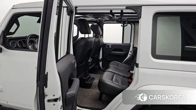 Jeep Wrangler (JL) 2022 Белый из Кореи, фото 3