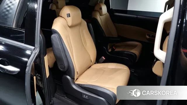 Kia Carnival 4th generation 2022 Черный из Кореи, фото 3