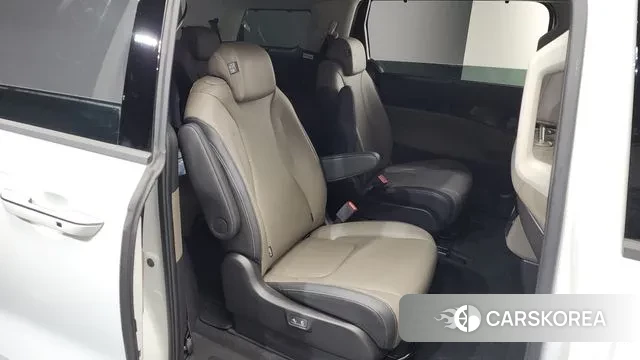 Kia The New Carnival 4th Generation 2025 Белый из Кореи, фото 3