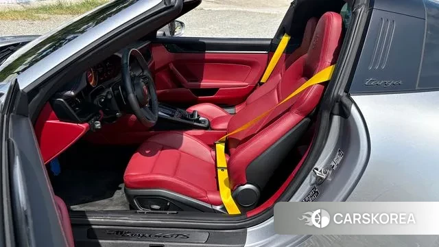 Porsche 911(992) 2023 Серебряный из Кореи, фото 3