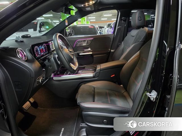 Mercedes-Benz GLA - Class H247 2024 Черный из Кореи, фото 3