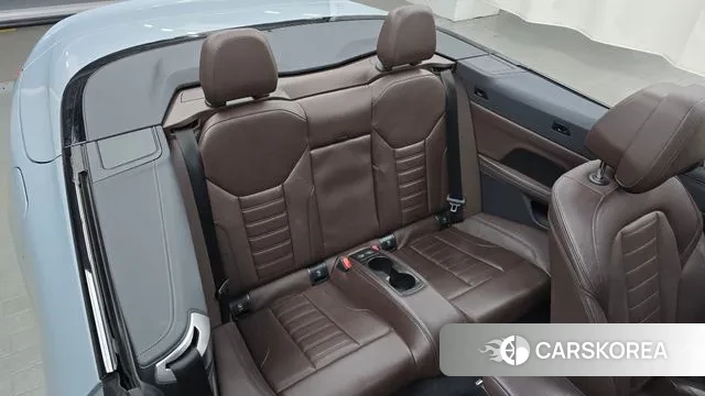 BMW 4 Series (G22) 2023 Серебристо-серый из Кореи, фото 3