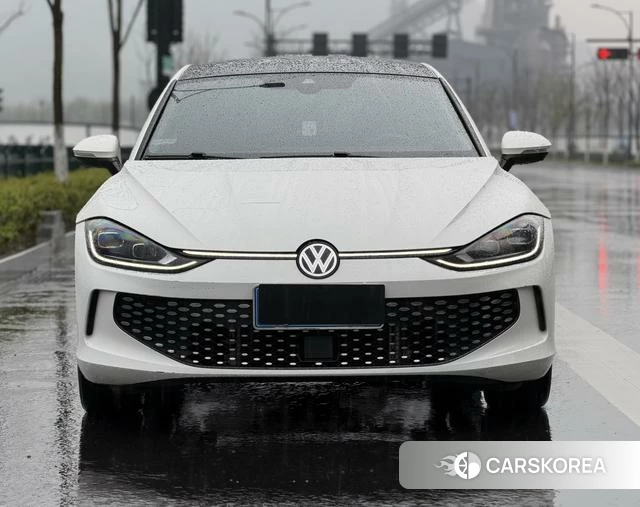 Volkswagen Lingdu 2024 Белый из Китая, фото 3