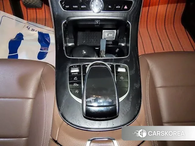 Mercedes-Benz E-Class W213 2020 Белый из Кореи, фото 3