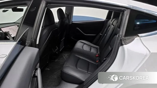 Tesla Model 3 2020 Белый из Кореи, фото 3