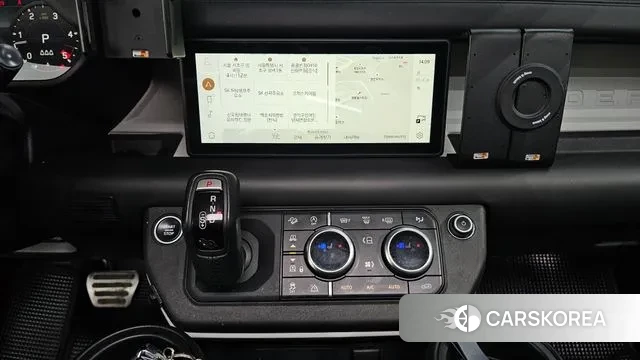 Land Rover Defender (L663) 2021 Белый из Кореи, фото 3