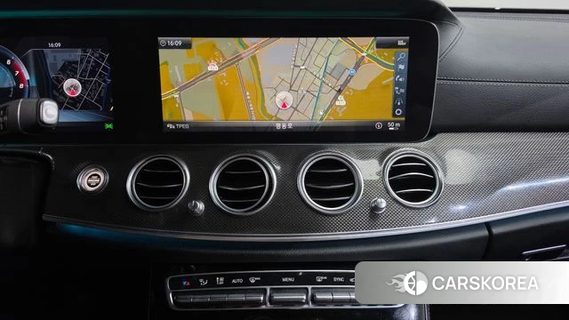 Mercedes-Benz E-Class W213 2019 Белый из Кореи, фото 3