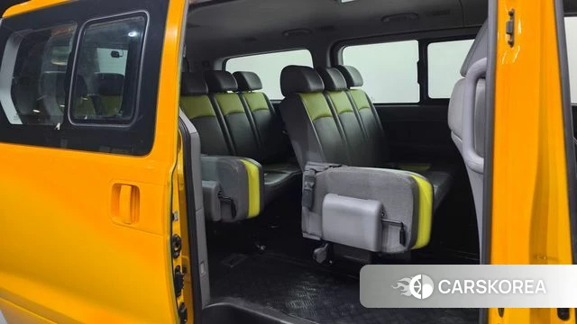Hyundai The New Grand Starex 2018 Желтый из Кореи, фото 3