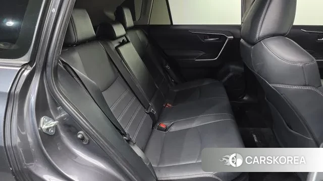 Toyota RAV4 5th Generation 2022 Серый из Кореи, фото 3