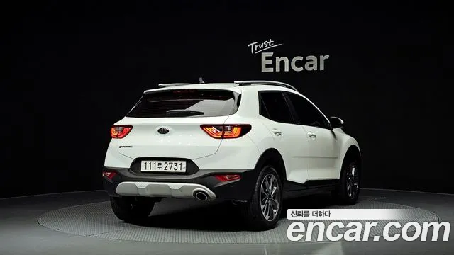 Kia Stonic 2018 Белый из Кореи, фото 3