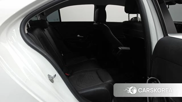 Mercedes-Benz A-Class W177 2020 Белый из Кореи, фото 3