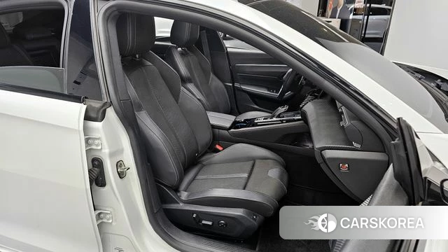 Peugeot 508 second Generation 2022 Белый из Кореи, фото 3