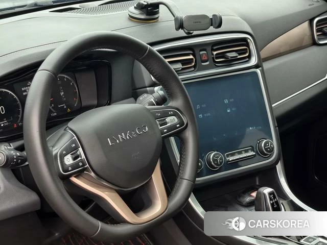 Lynk 01 2018 Черный из Китая, фото 3