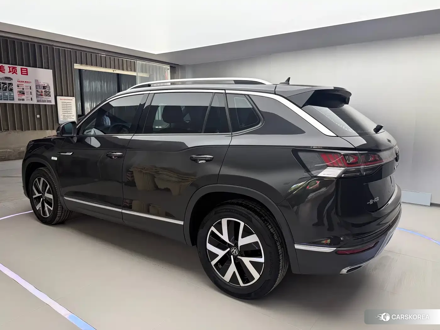 Volkswagen Tayron 2022 Черный из Китая, фото 3