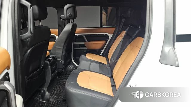 Land Rover Defender (L663) 2024 Белый из Кореи, фото 3