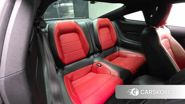 Ford Mustang 2021 Черный из Кореи, фото 3