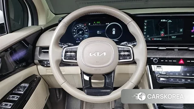 Kia Carnival 4th generation 2023 Белый из Кореи, фото 3