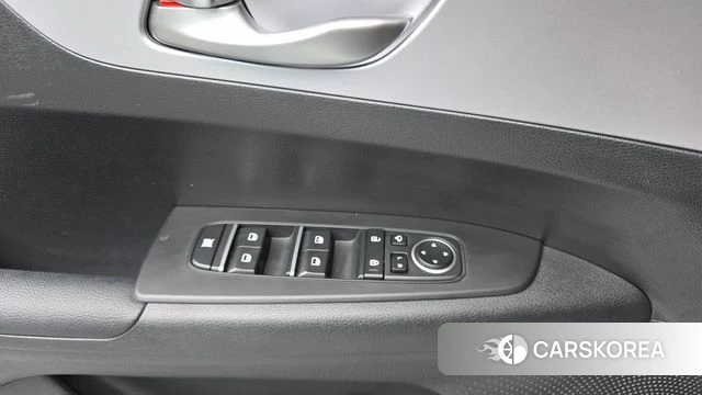 Kia The New K3 2nd generation 2021 Белый из Кореи, фото 3