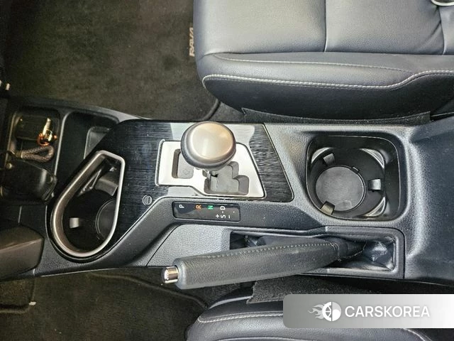 Toyota RAV4 2018 Белый из Кореи, фото 3