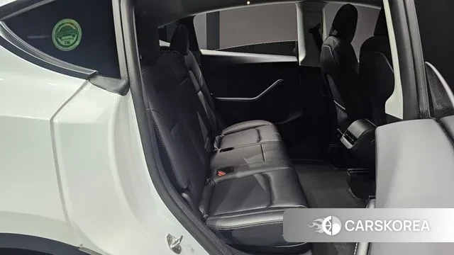 Tesla Model Y 2021 Белый из Кореи, фото 3