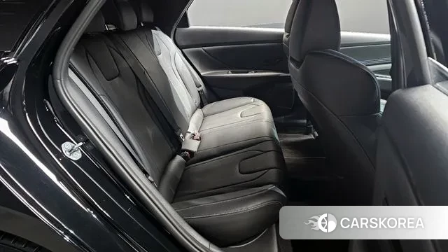 Hyundai The New Avante (CN7) 2023 Черный из Кореи, фото 3