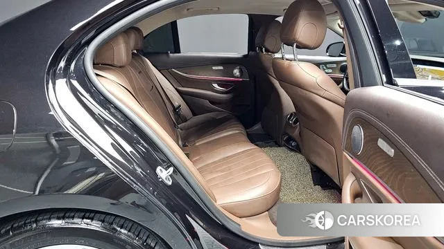 Mercedes-Benz E-Class W213 2019 Черный из Кореи, фото 3