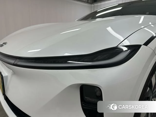 Changan Qiyuan A07 2025 Белый из Китая, фото 3