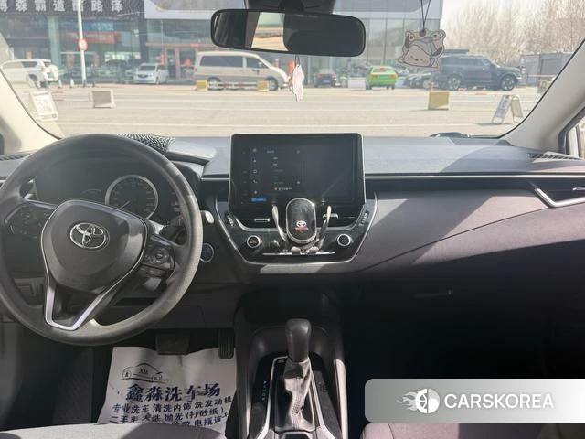 Toyota Corolla 2021 Белый из Китая, фото 3