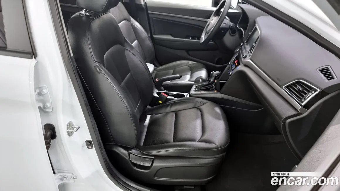 Hyundai Avante AD id 2065683 из Кореи 3