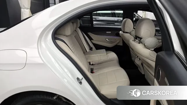 Mercedes-Benz E-Class W213 2020 Белый из Кореи, фото 3