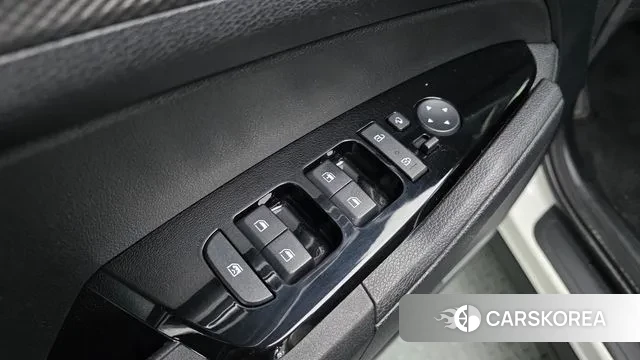 Kia Sportage 5th Generation 2022 Белый из Кореи, фото 3