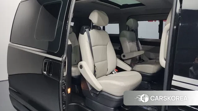 Hyundai The New Grand Starex 2020 Черный из Кореи, фото 3