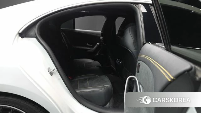 Mercedes-Benz CLA-Class C118 2023 Белый из Кореи, фото 3