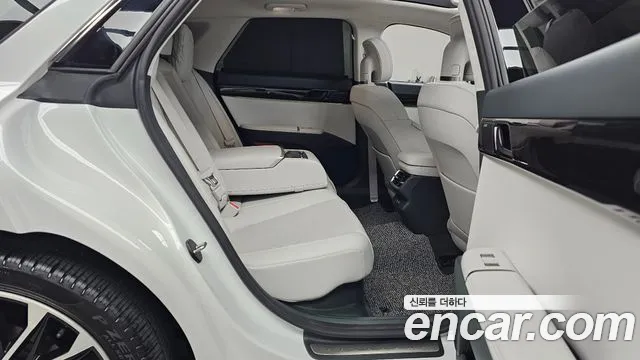 Hyundai Grandeur Hybrid (GN7) id 2552631 из Кореи 3