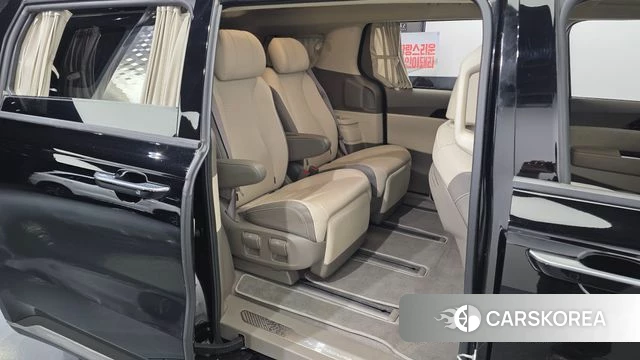 Kia Carnival 4th generation 2023 Черный из Кореи, фото 3