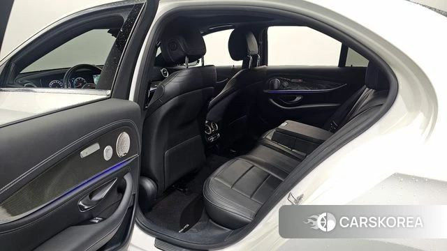 Mercedes-Benz E-Class W213 2020 Белый из Кореи, фото 3