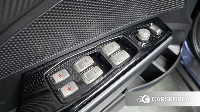 Ssangyong Tivoli Armor 2019 Синий из Кореи, фото 3