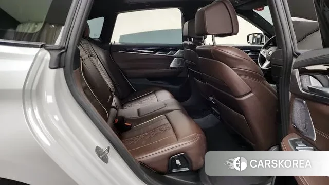 BMW 6 Series GT (G32) 2022 Белый из Кореи, фото 3