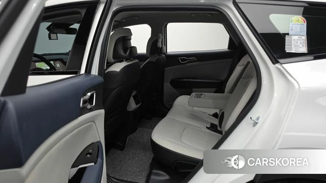 Kia Sportage 5th Generation 2024 Белый из Кореи, фото 3