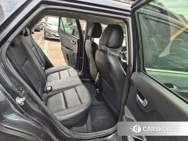 Kia Stonic 2018 Серый из Кореи, фото 3